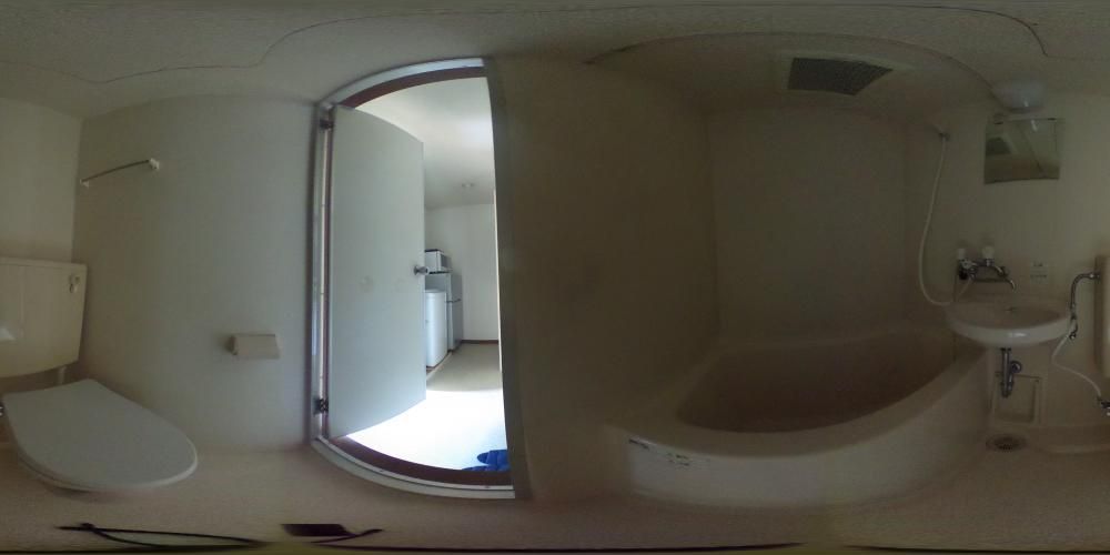 �o�X���[��