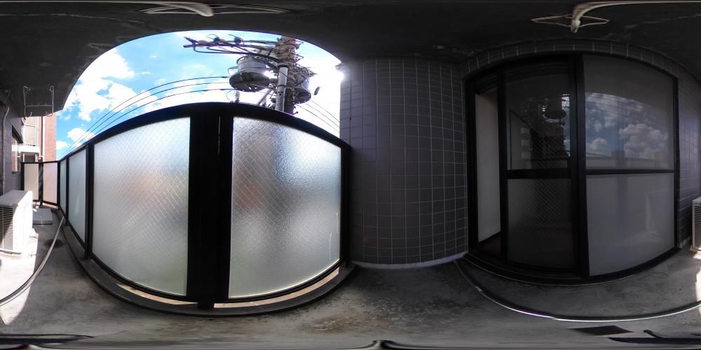 �o���R�j�[