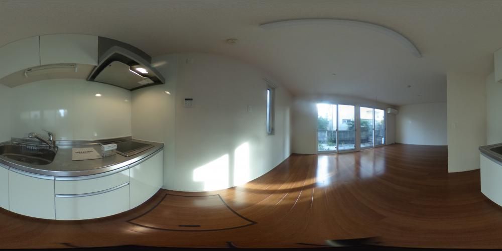 ���r���O