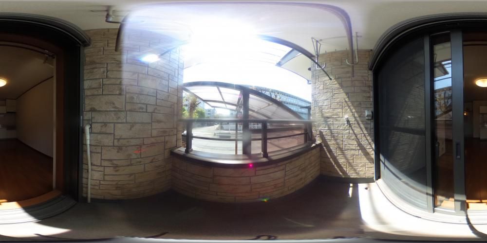 �o���R�j�[